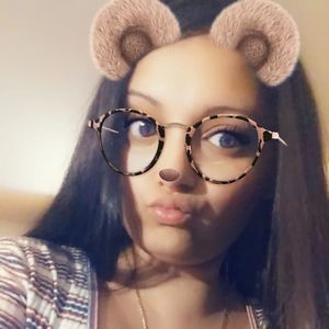 Meet your Posher, Angiestar